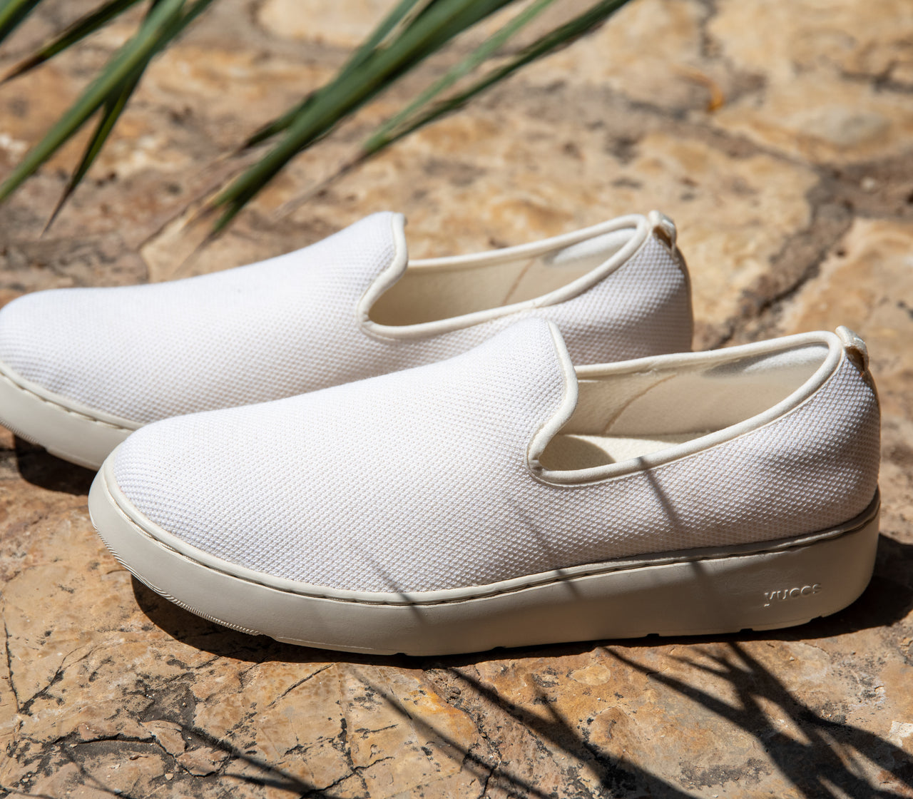 Women's Bamboo Slip-on Sneakers – Yuccs España - Main Image